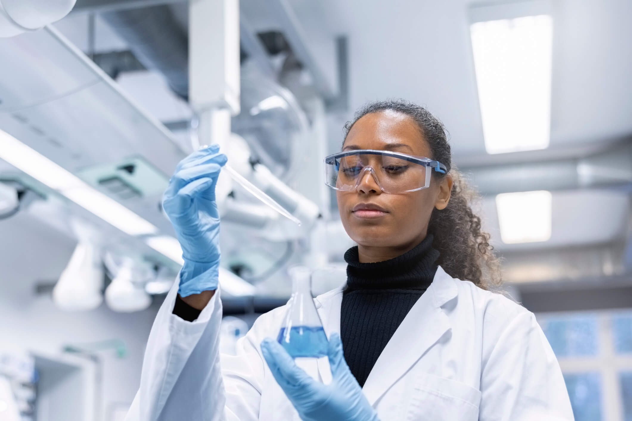 the-black-female-scientists-making-a-difference-in-medicine-healthcare